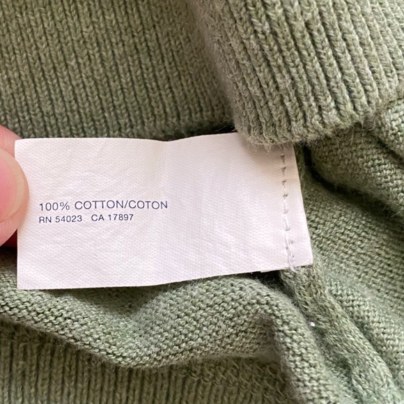 ⭐️ GAP Green Short Sleeve V-neck Sweater XS - Picture 13 of 13